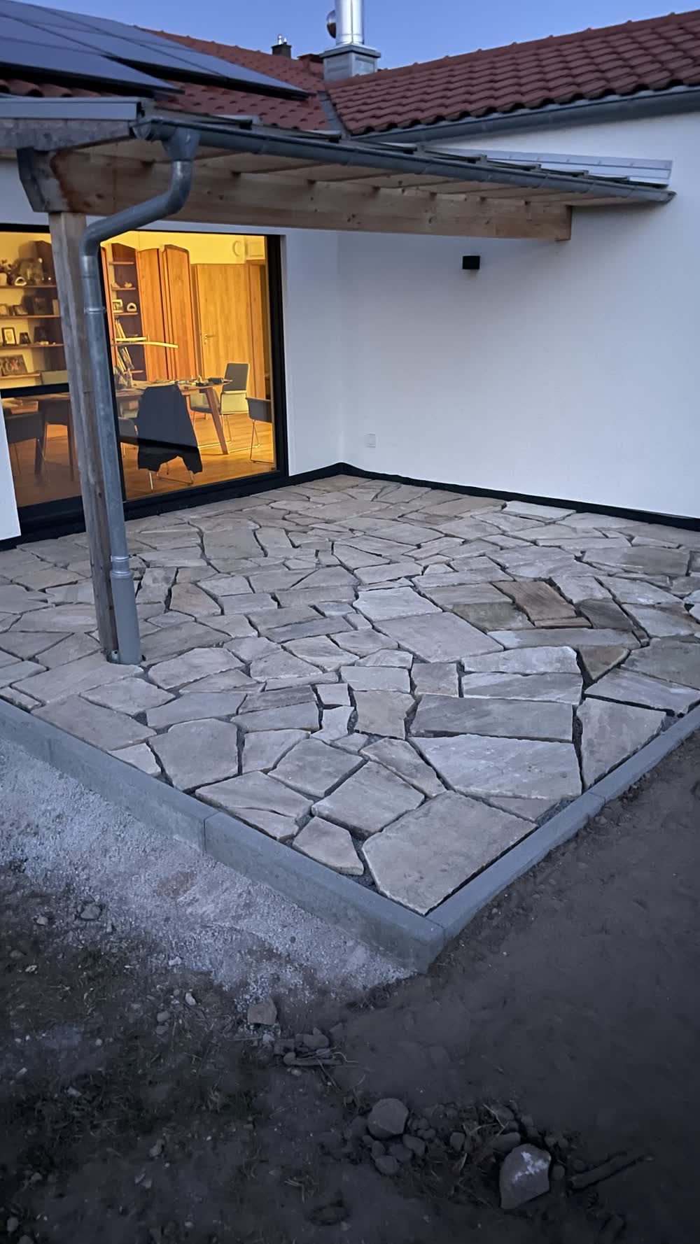Polygonalplatten-Terrasse