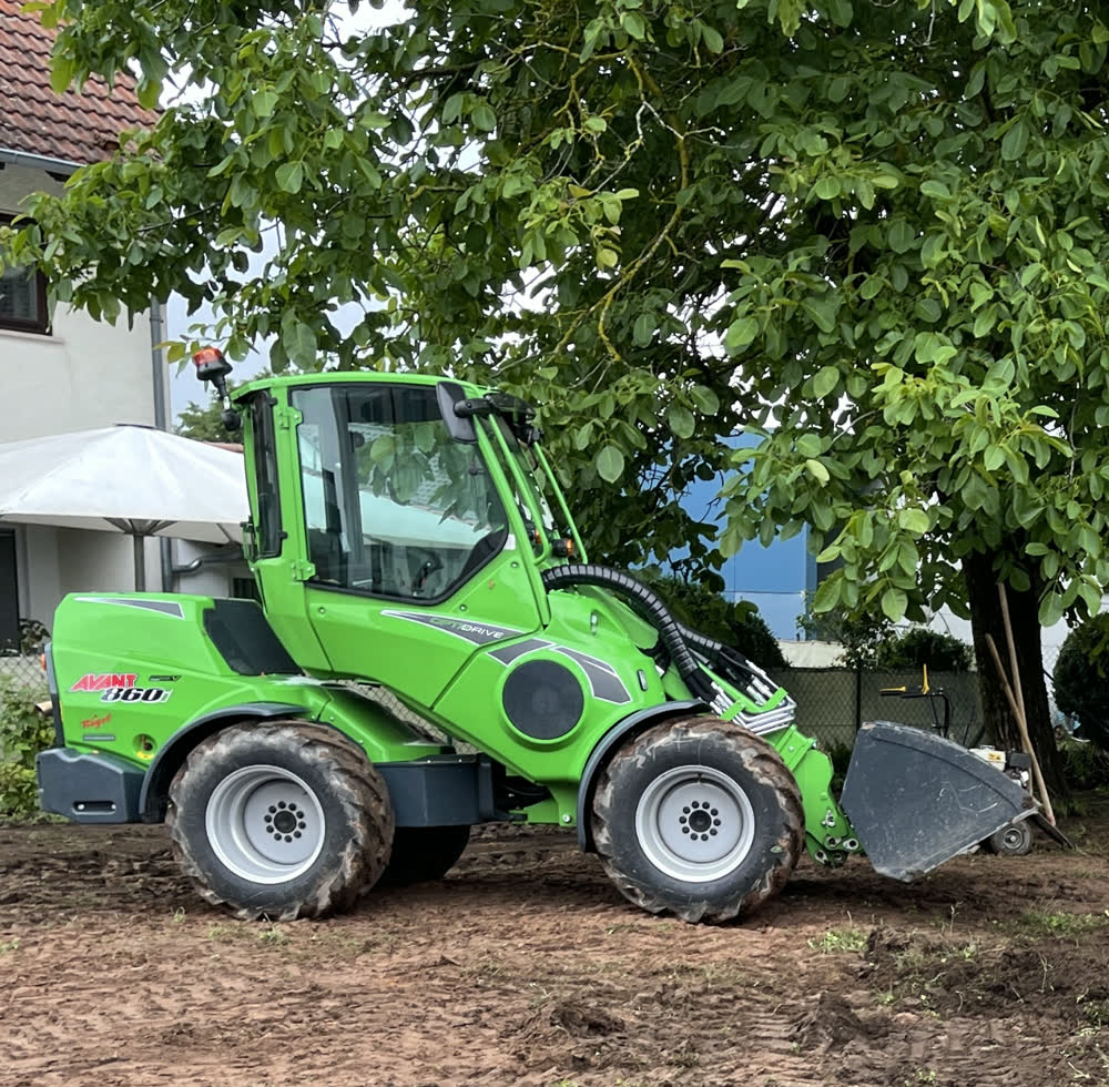 Avant Radlader beim Kunden